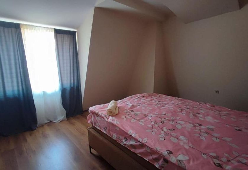 Como Apartments