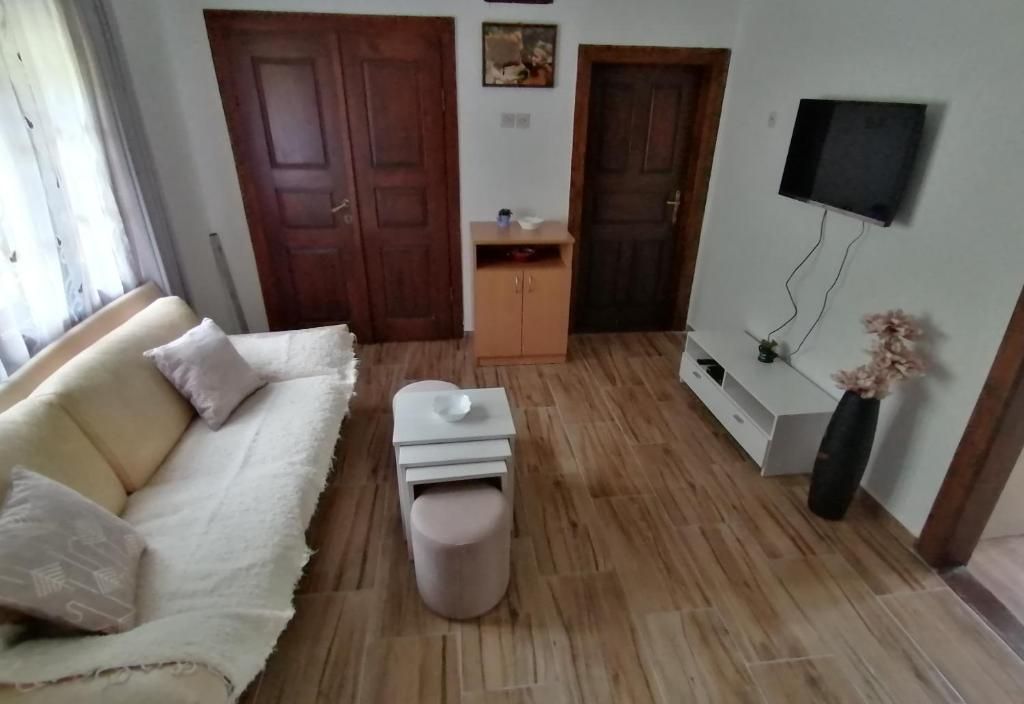 Seoska kuća Đokić