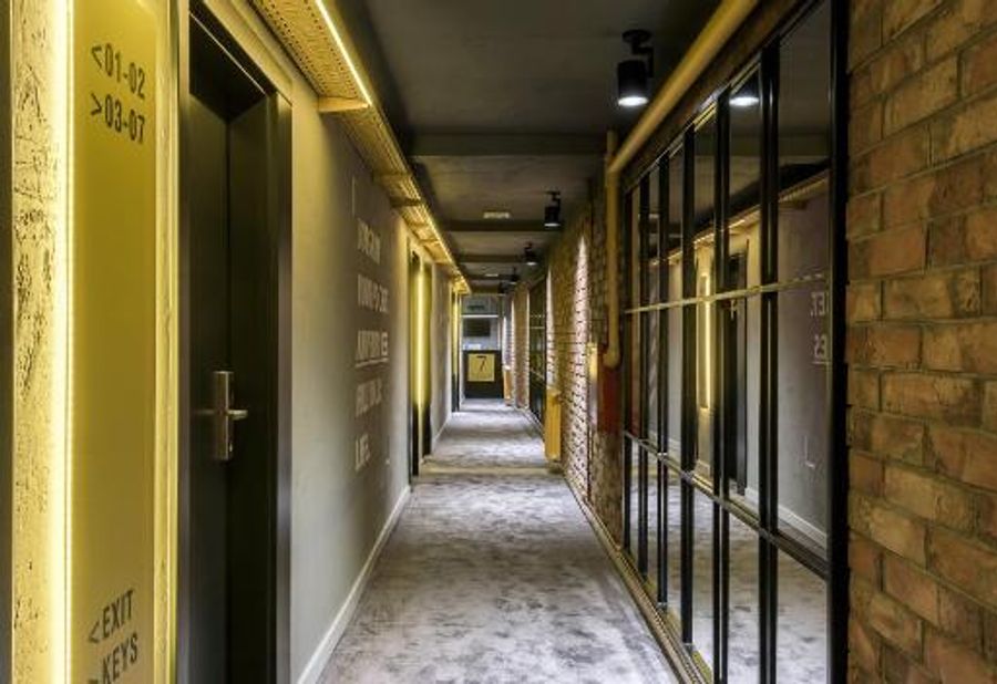 7 Rooms Suites