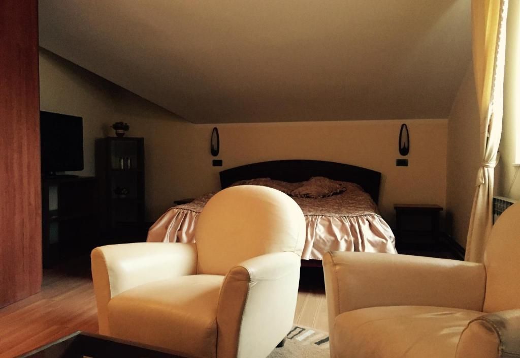 Accommodation Tara