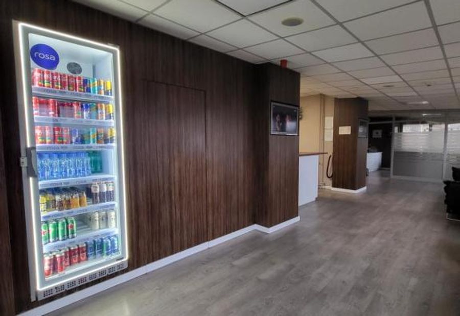 Adresa Suites