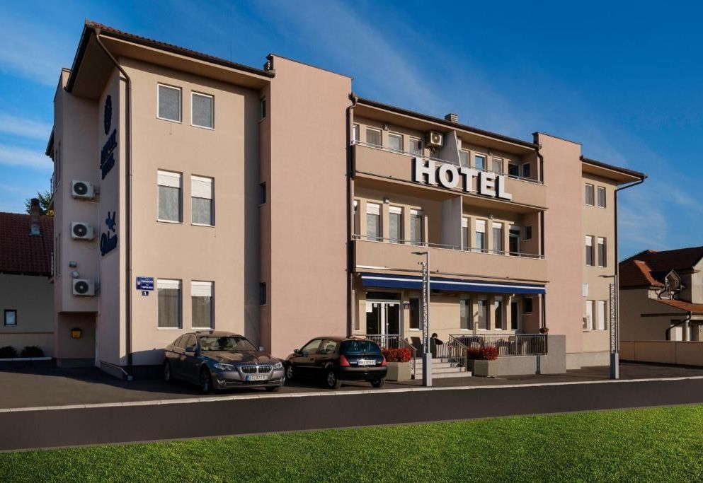 Airport Hotel Garni