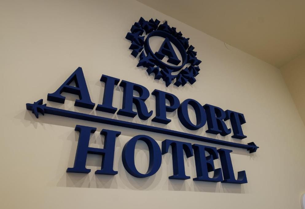Airport Hotel Garni