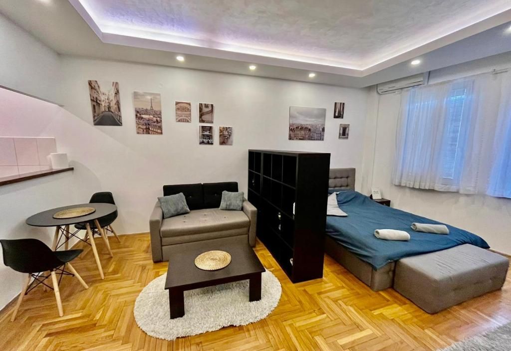 Apartment ARENA 28