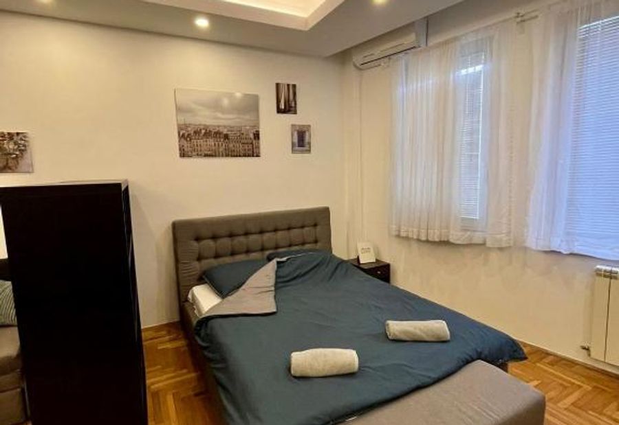 Apartment ARENA 28