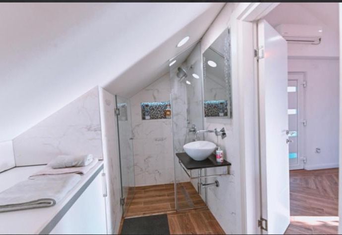 Apartment Milos