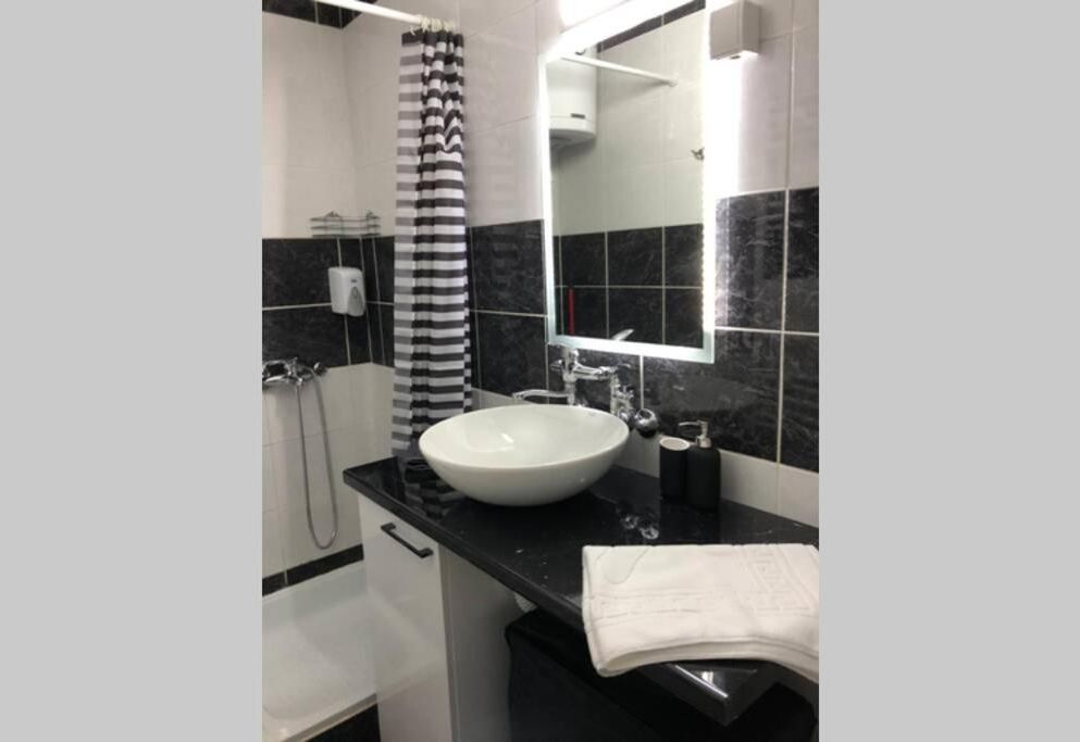 Apartments Balkanska City Center