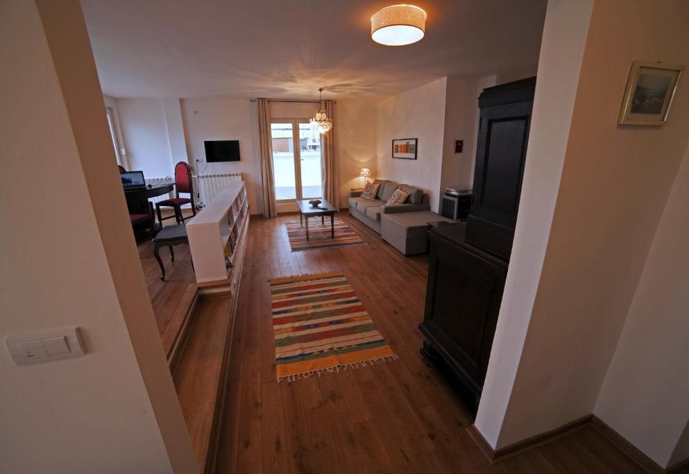 Arena Penthouse Apartments