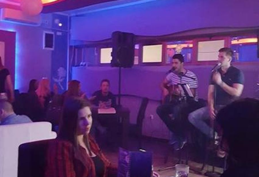 Bela Ruža
