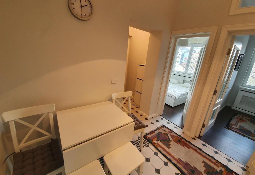 Belgrade Center Apartment Slavija Square III