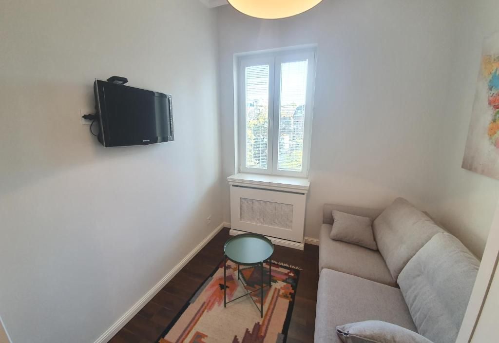 Belgrade Center Apartment Slavija Square III