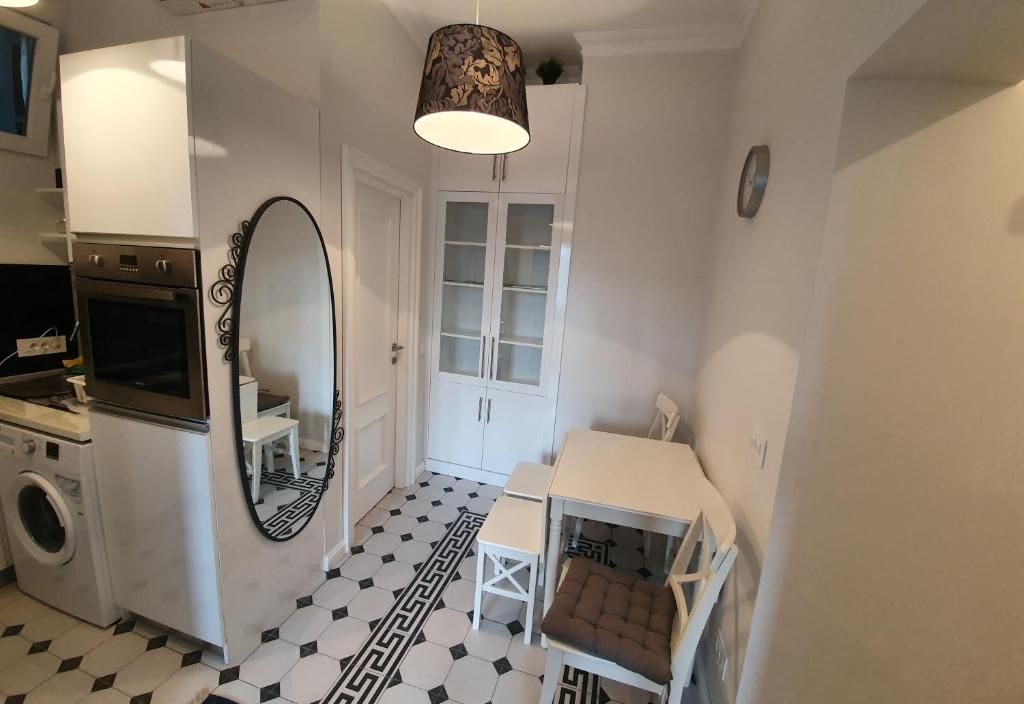 Belgrade Center Apartment Slavija Square III