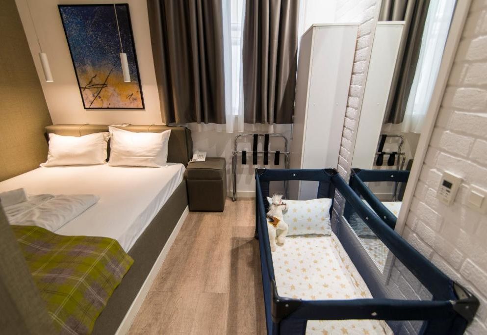 Belgrade Inn Garni Hotel