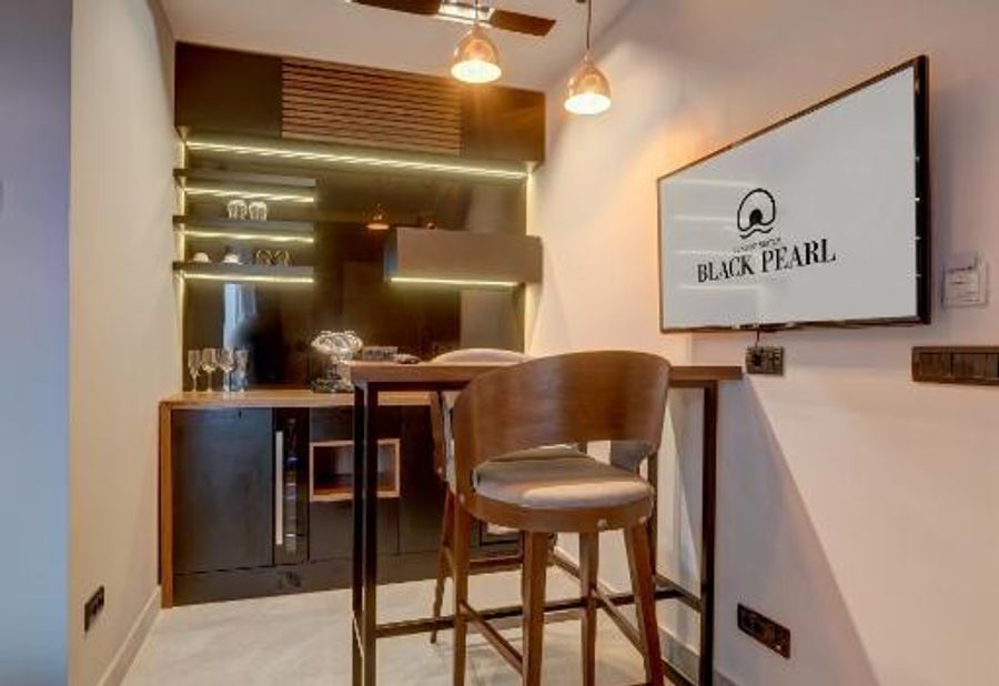 Black Pearl Luxury Suites