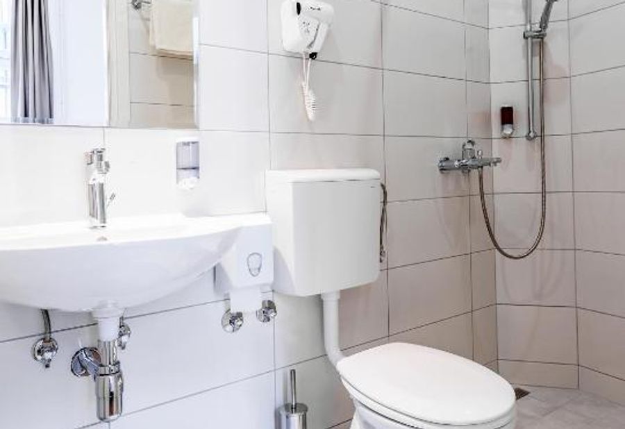Booking En Suite
