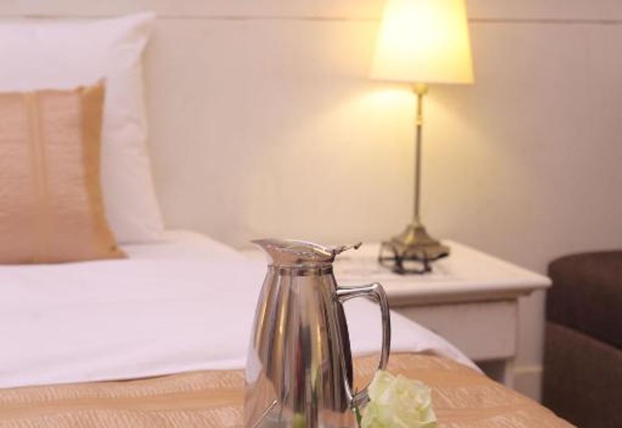 Booking Rooms