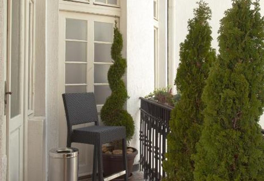 Booking Rooms