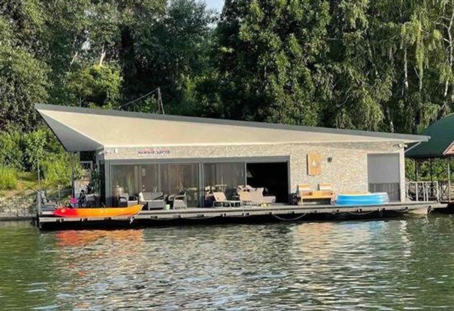 Buena Vista- Floating house Belgrade Sava River