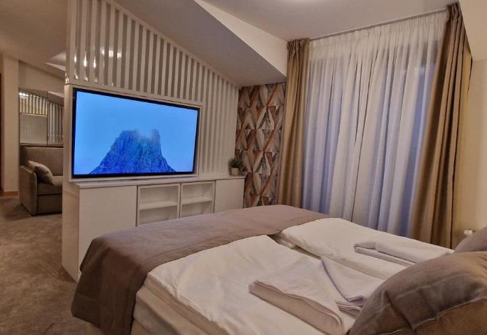 Carice Milice Old Town Residence