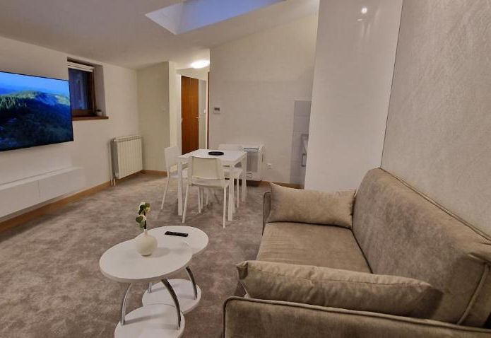 Carice Milice Old Town Residence