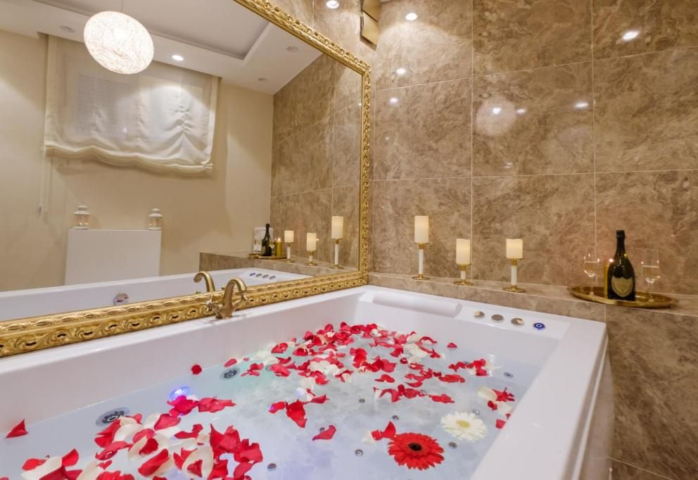 Central Business Apartments Jacuzzi