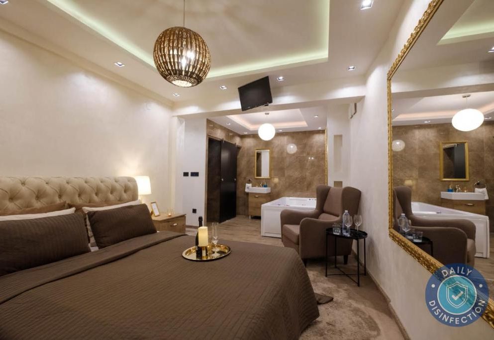 Central Business Apartments Jacuzzi