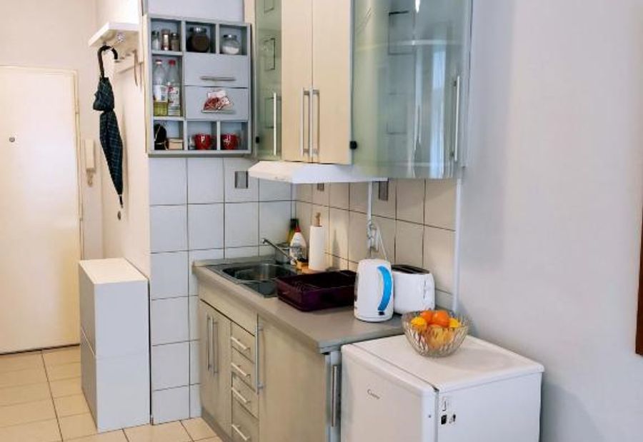 City Center Lovely Studio Apartment