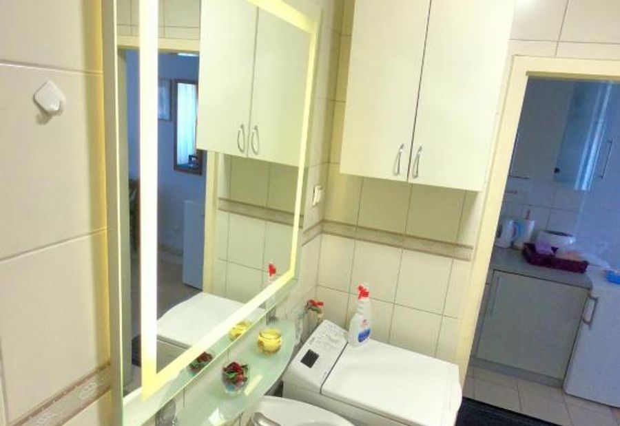 City Center Lovely Studio Apartment