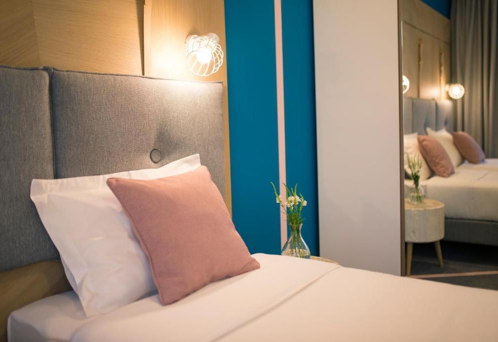 City Nest Modern & Cozy Suites