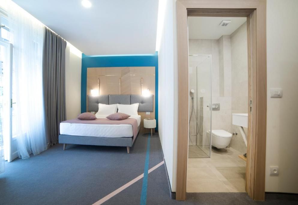 City Nest Modern & Cozy Suites