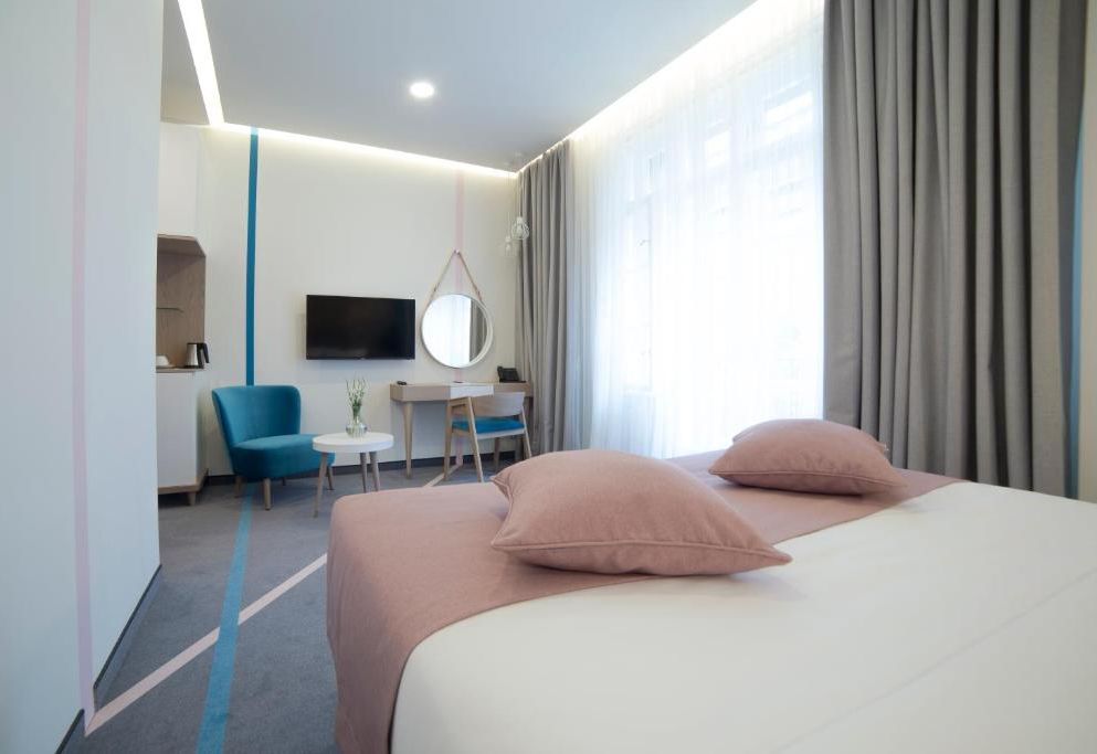 City Nest Modern & Cozy Suites