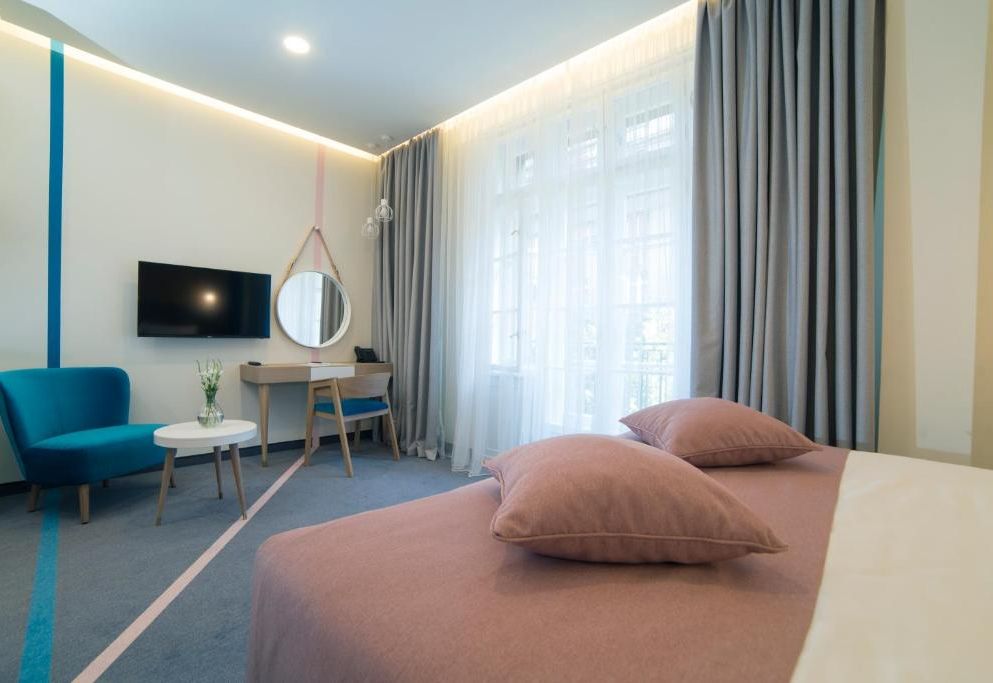 City Nest Modern & Cozy Suites