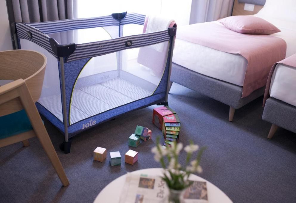 City Nest Modern & Cozy Suites