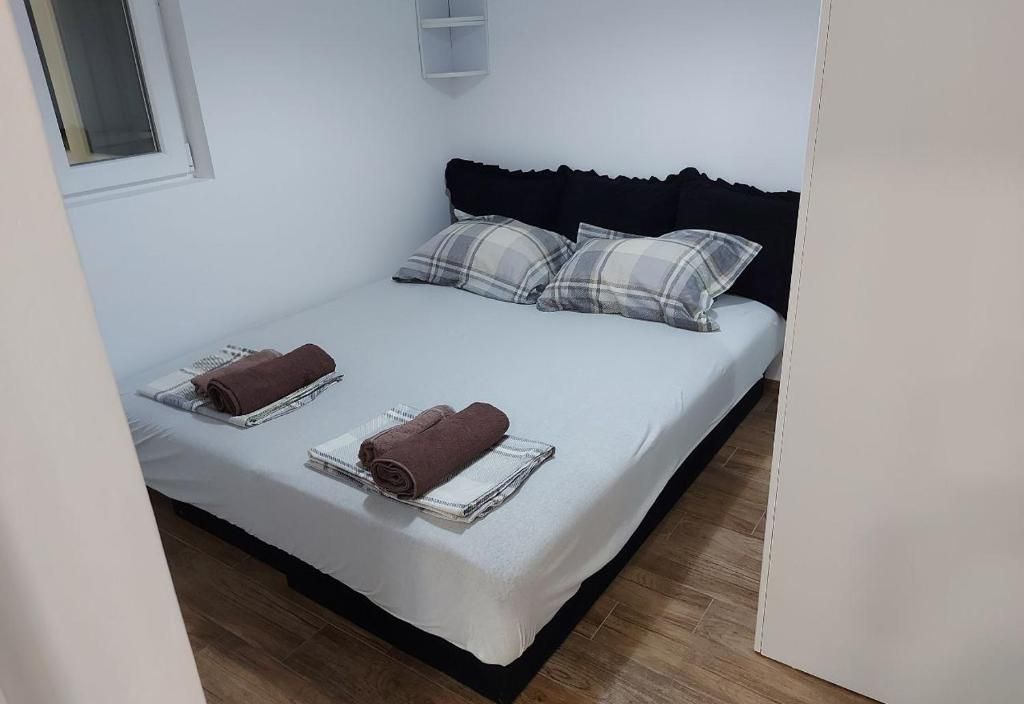 Cosy, quiet & brand new apartment w/ Danube view
