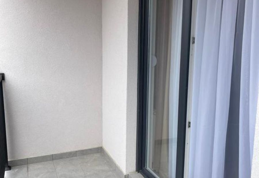 Cvetanov trg LUX 1