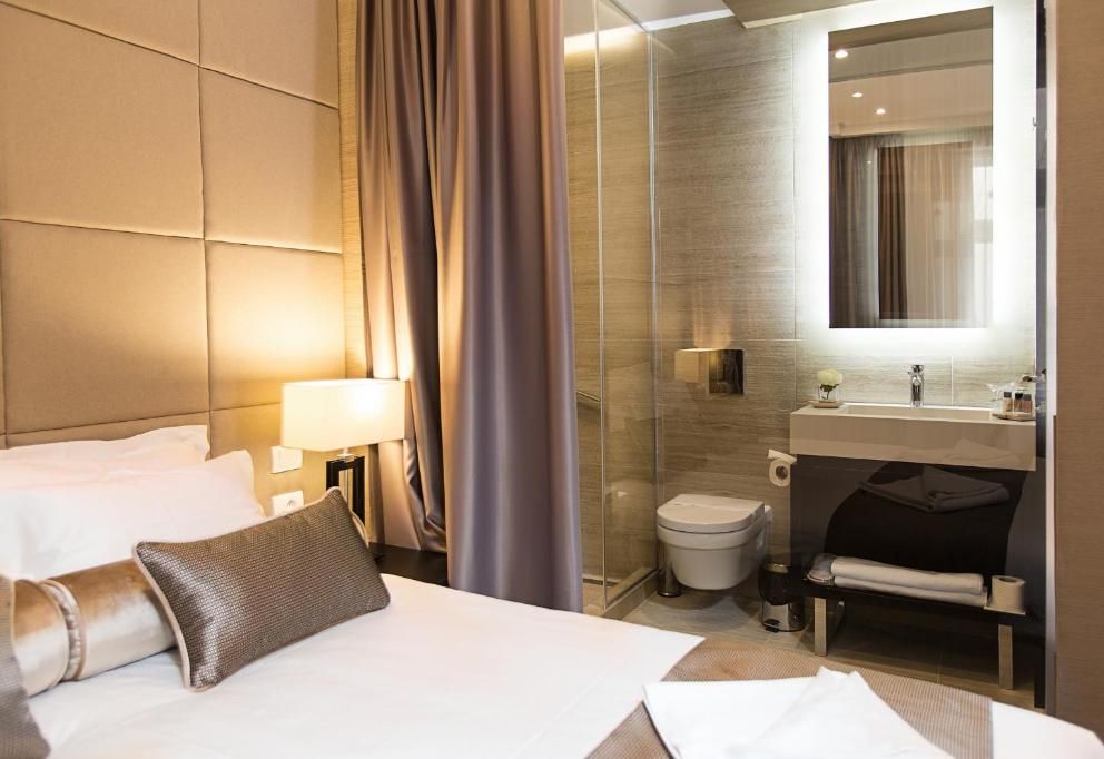 Dominic Smart & Luxury Suites - Republic Square