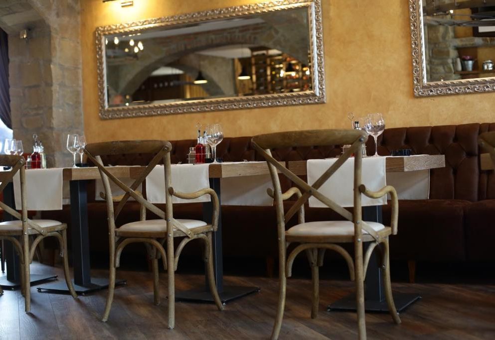 Garni Hotel Chicha - Winery ŠKRBIĆ