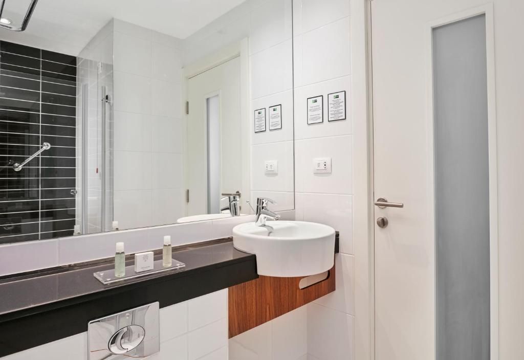 Holiday Inn Express Belgrade - City, an IHG Hotel