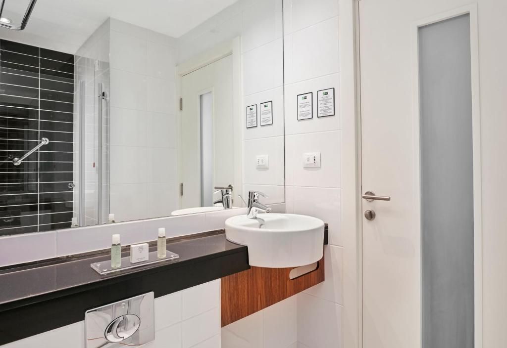 Holiday Inn Express Belgrade - City, an IHG Hotel