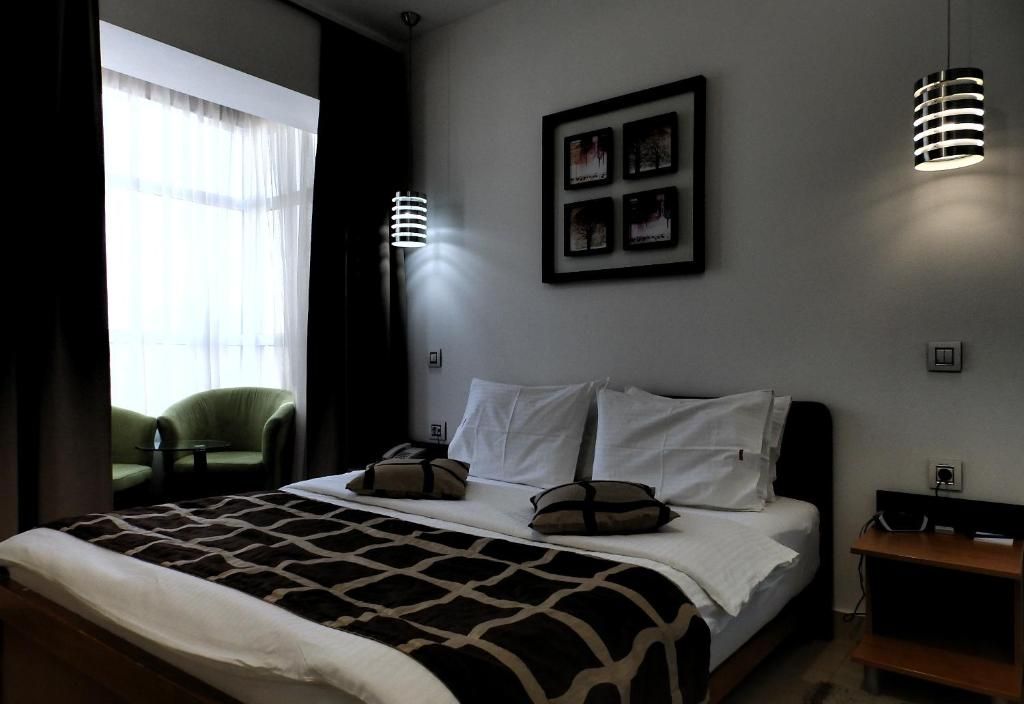 Hotel Zeder Garni