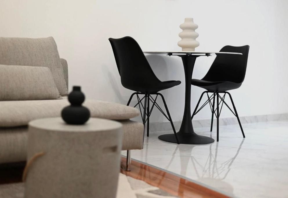 K2 Apartments