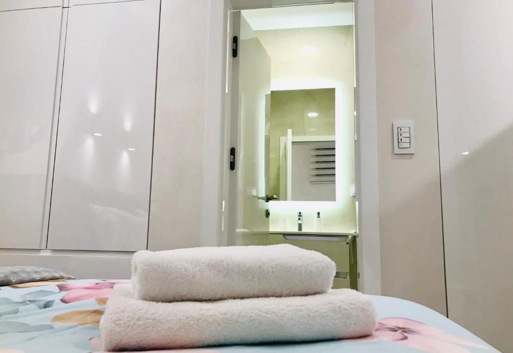 LIRRA LUXE Modern & Cozy in the Old City