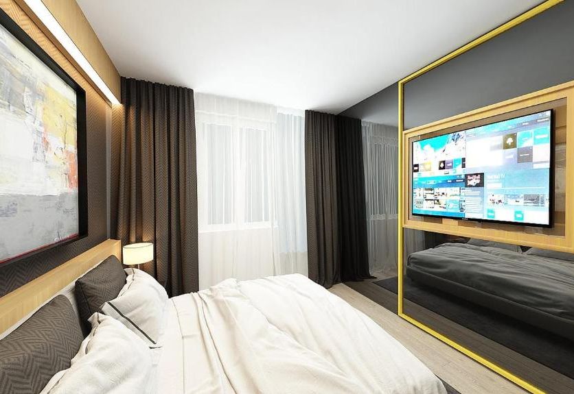 Maccani Black Luxury Suites