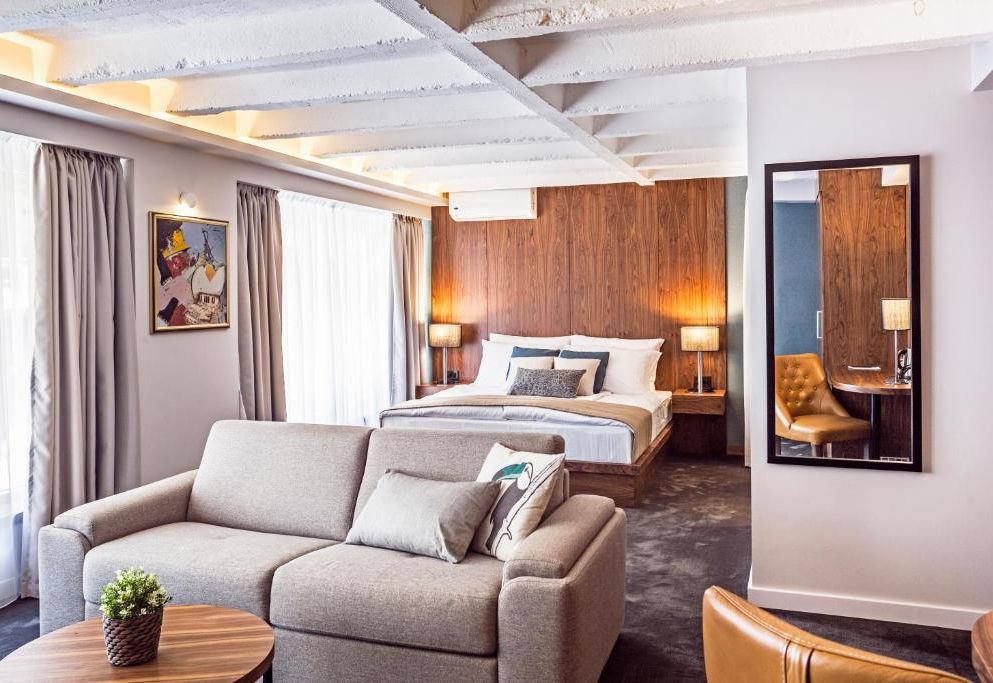 Nomad Luxury Suites