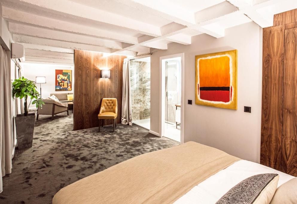 Nomad Luxury Suites