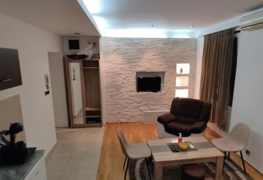 Obilic 22 Apartment