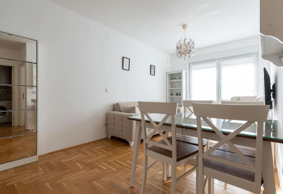 President Apartman 4