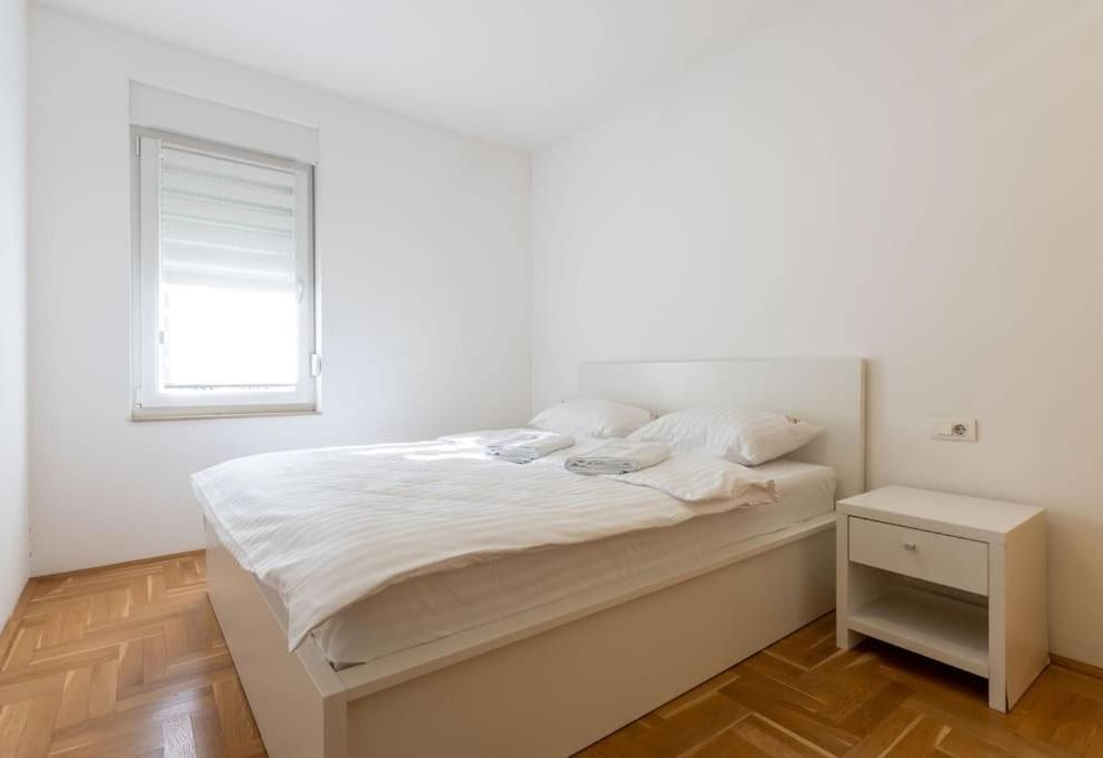 President Apartman 4
