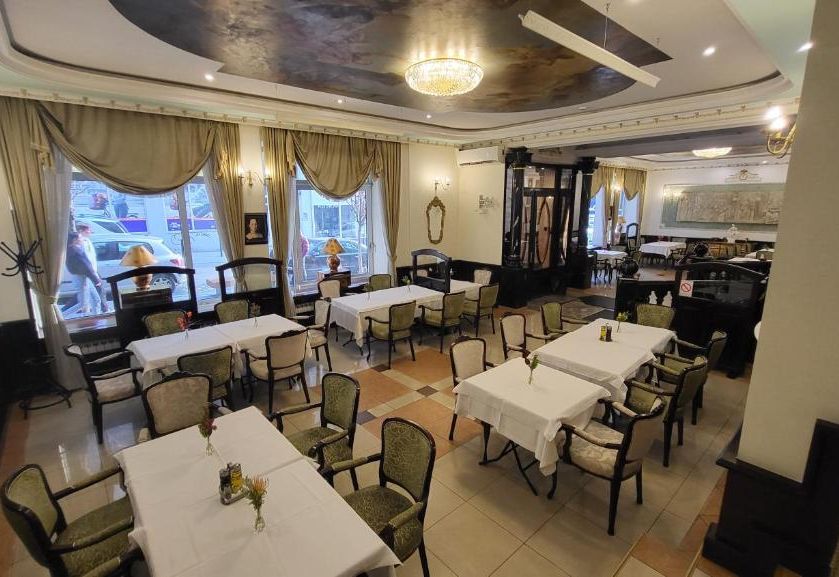 Queen's Astoria Design Hotel