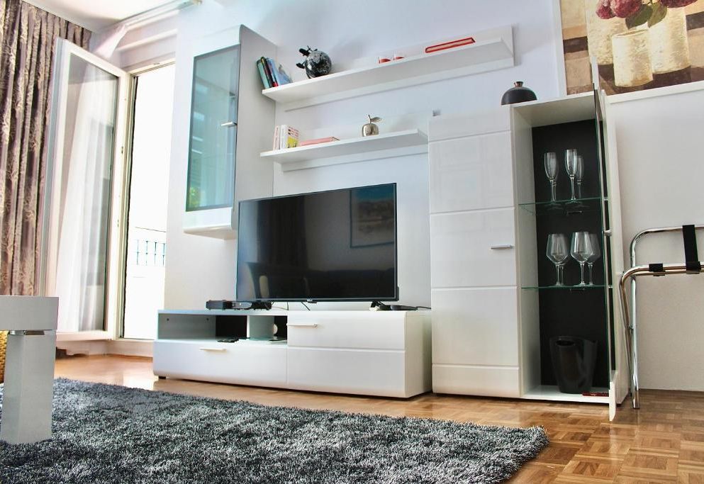 Ramonda Apartment